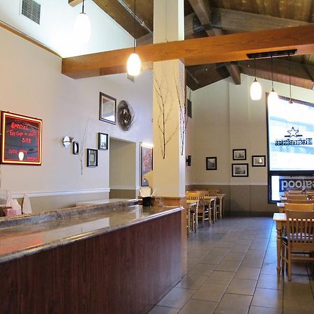 Barratt Inn Anchorage Airport Екстер'єр фото