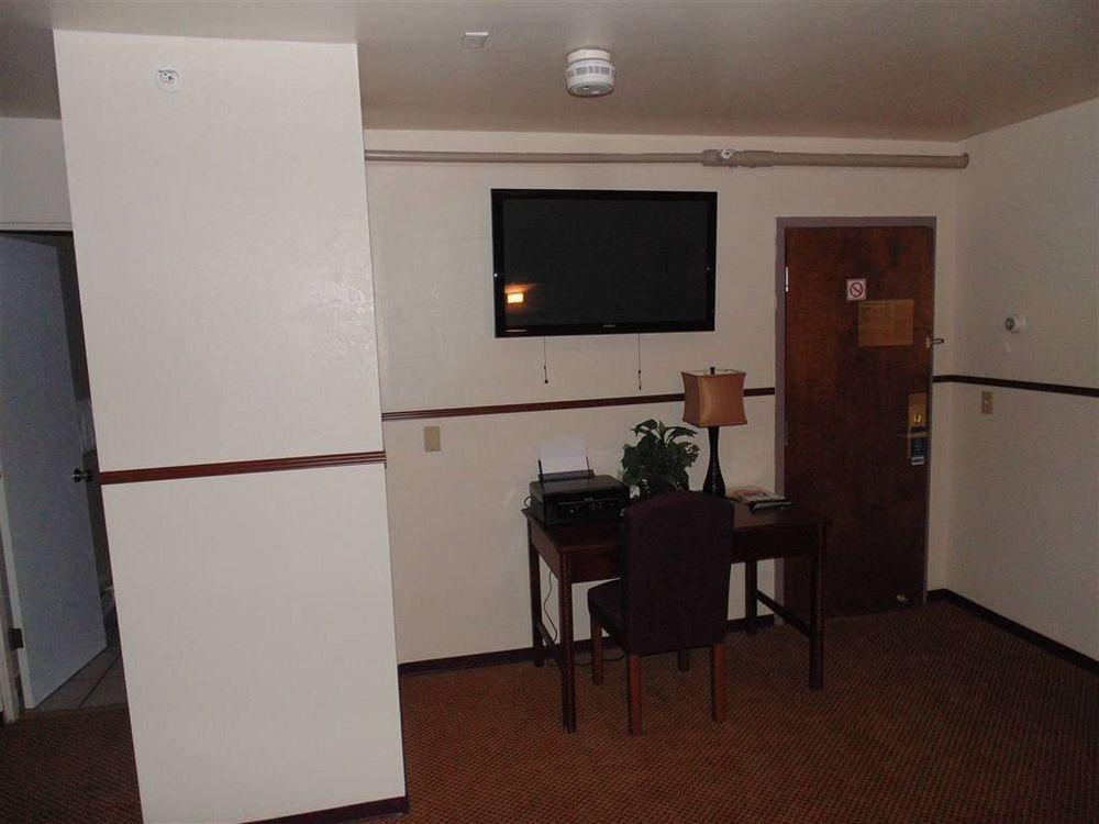 Barratt Inn Anchorage Airport Екстер'єр фото