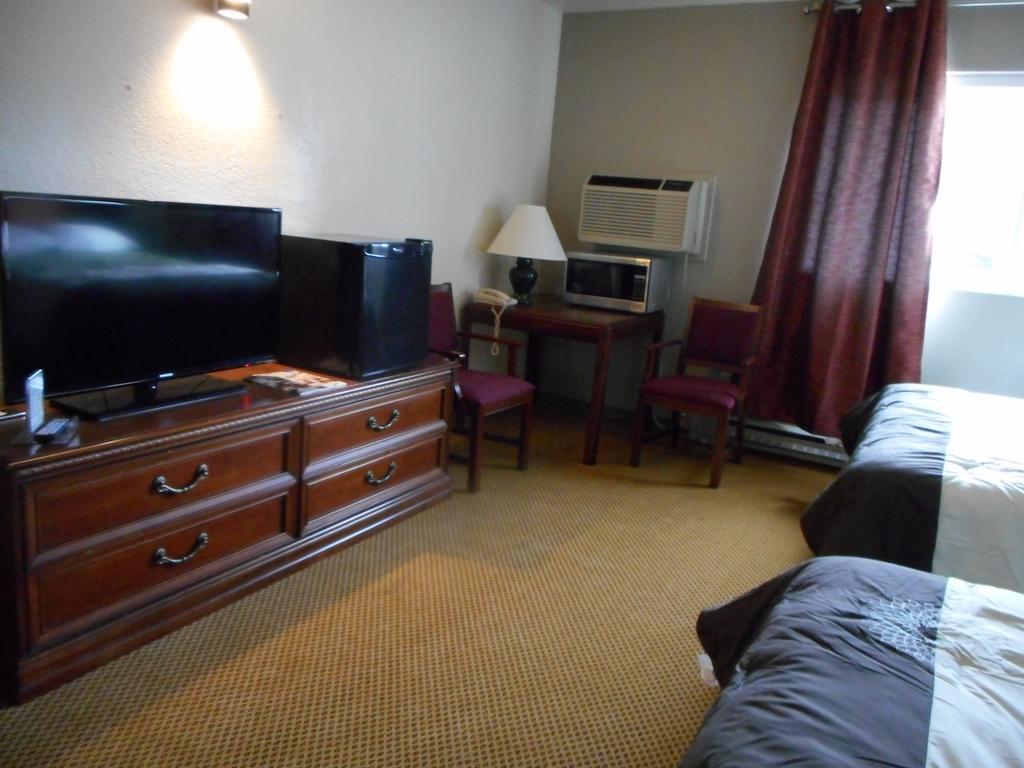 Barratt Inn Anchorage Airport Екстер'єр фото